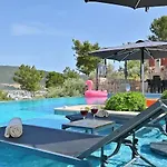 Luxury Modern With Private Pool Kaş