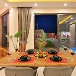 Villa Luxury Modern With Private Pool