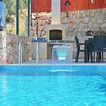 Villa Luxury Modern With Private Pool *