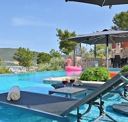 Luxury Modern With Private Pool Kaş