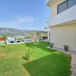 Villa Luxury Modern With Private Pool